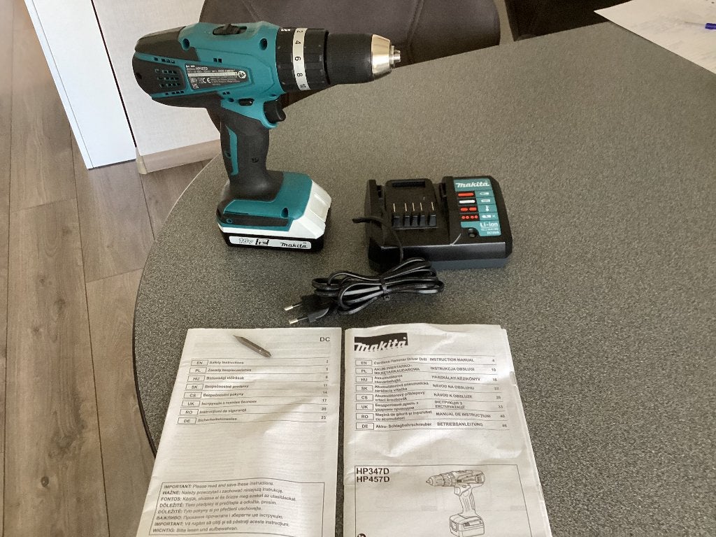 Nieuwe MAKITA HP457D Klopboor-/ Schroefmachine, Nieuw, Ophalen of Verzenden, Minder dan 400 watt, Klopboormechanisme