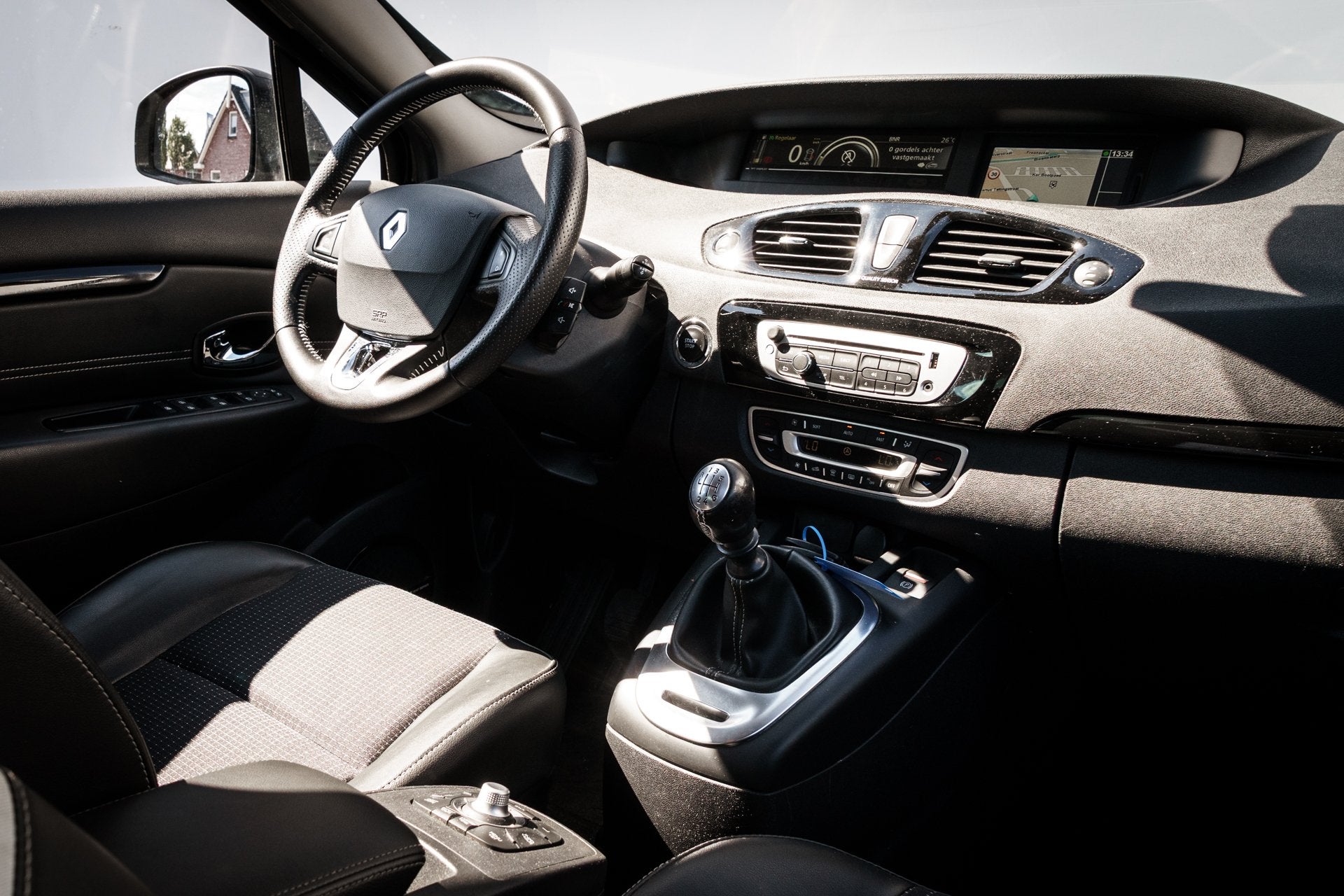 Renault Scénic 1.2 TCe Bose | Nwe ketting | Trekhaak | Keyl, Auto's, Renault, Gebruikt, 4 cilinders, Zwart, Bedrijf