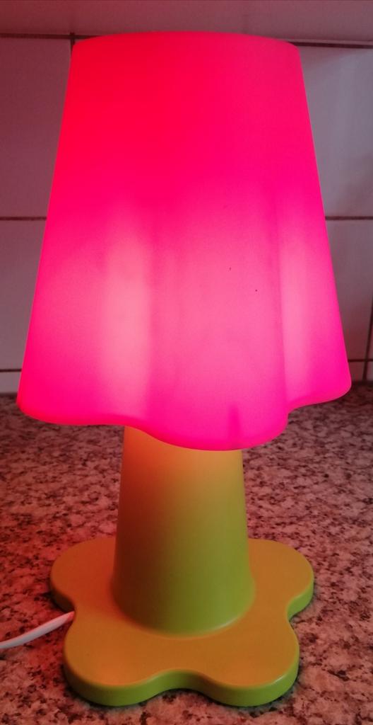 Tafellamp. IKEA. MAMMUT. 1998. 29 cm., Ophalen, Kunststof, Post modern, Zo goed als nieuw