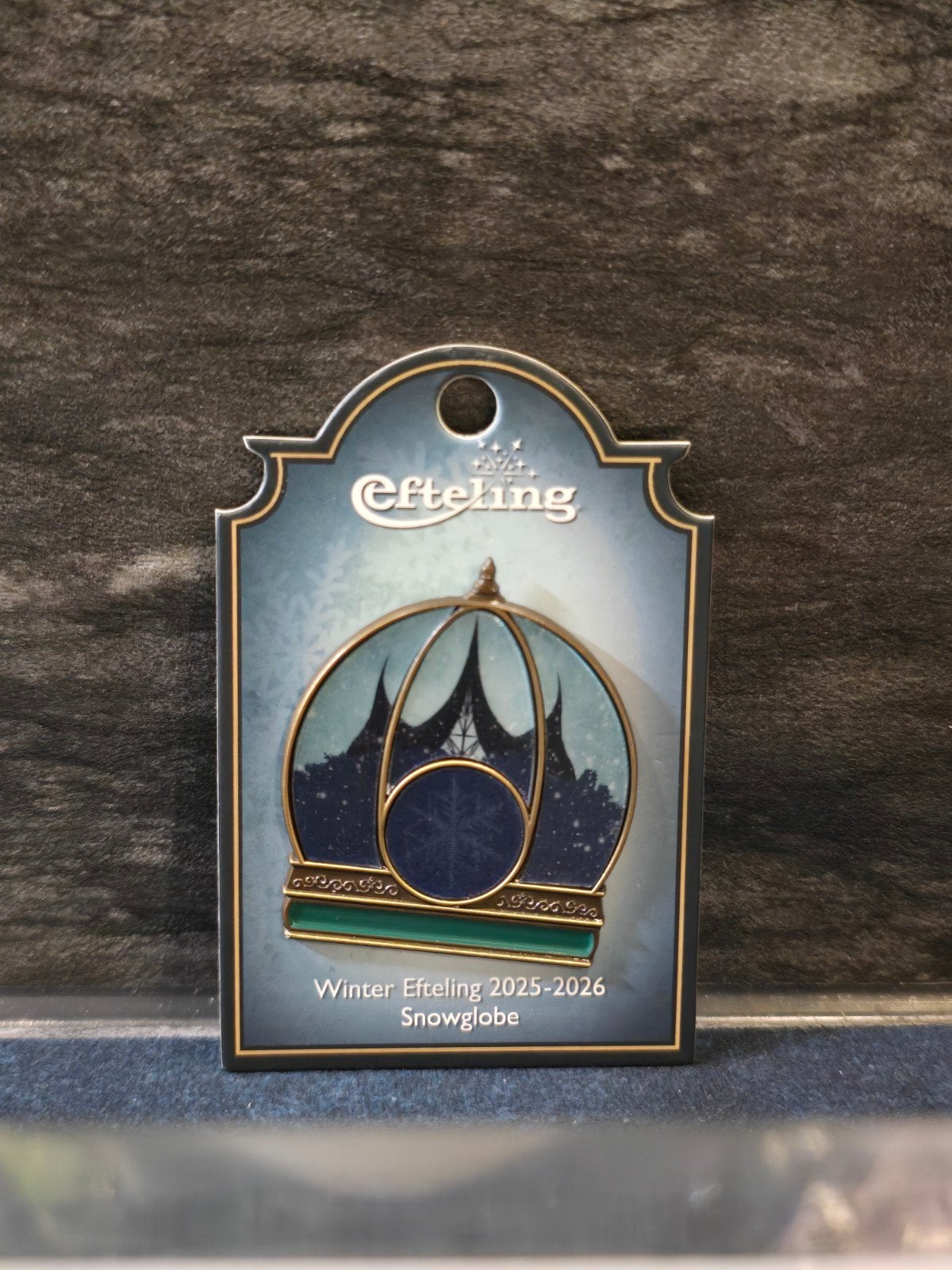 Efteling Pin - Winter Snowglobe 2025-2026, Ophalen of Verzenden, Nieuw, Button of Speldje