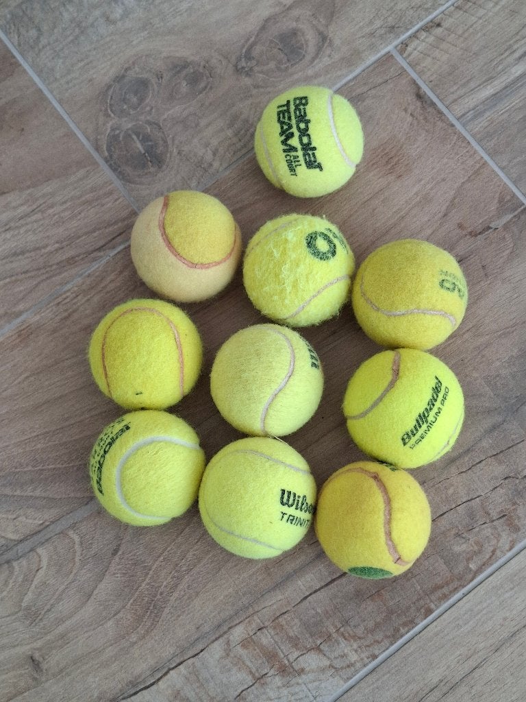10 gebruikte tennisballen - hondenspeelgoed, Ophalen of Verzenden, Gebruikt, Hondenballen