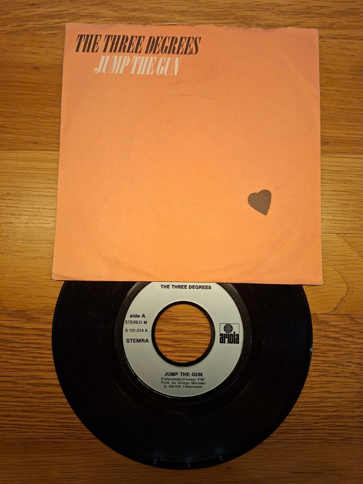 The Three Degrees - Jump The Gun (Vinyl Single), Gebruikt, 7 inch, Ophalen of Verzenden, EP