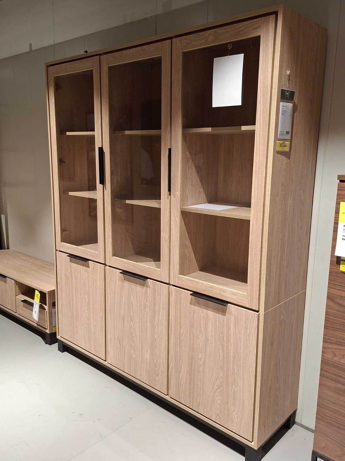Showroommodel Buffetkast Camden, Ophalen, 200 cm of meer, Nieuw, Metaal