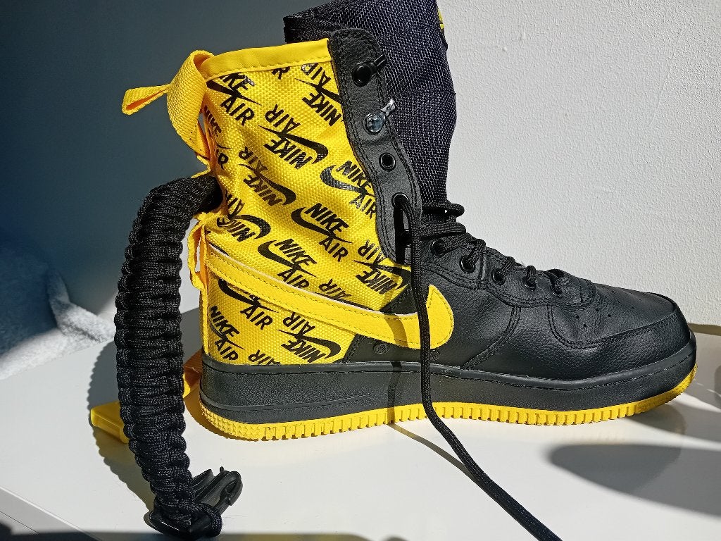 Mooie Nike Air Force one Special Forces Dynamic Yellow, Overige kleuren, Nike, Ophalen of Verzenden, Zo goed als nieuw