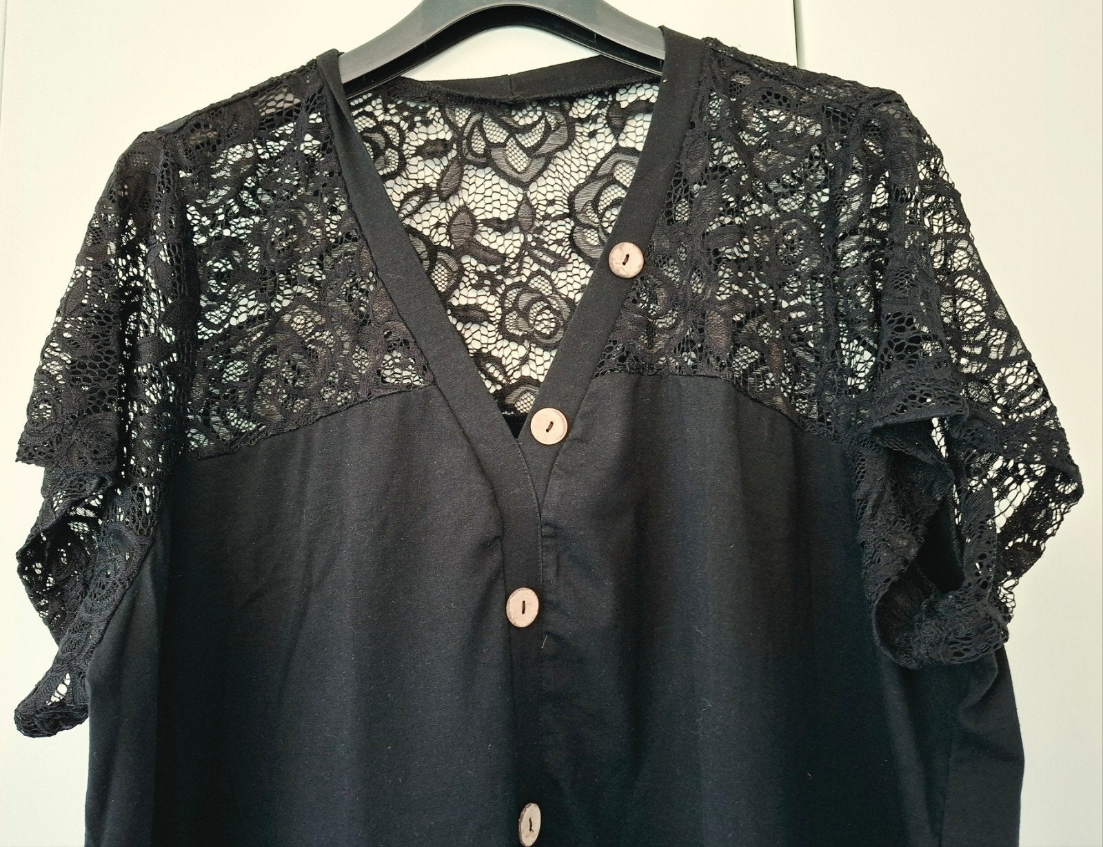 Gloednieuw Zwart Shirt Grote Maten (52) met Kant., Ophalen of Verzenden, Nieuw, Zwart, Shirt of Top
