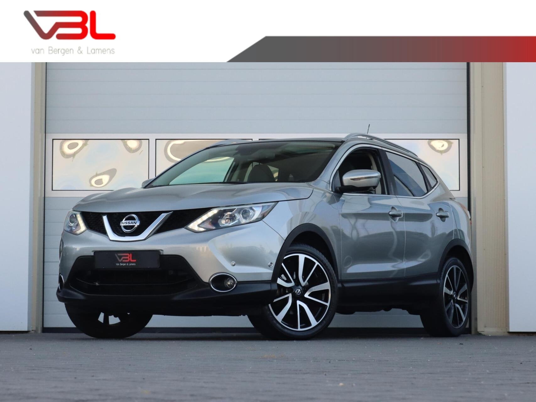 Nissan Qashqai 1.2 116PK Tekna | Panoramadak | Trekhaak |, Voorwielaandrijving, Gebruikt, 4 cilinders, Met garantie (alle)