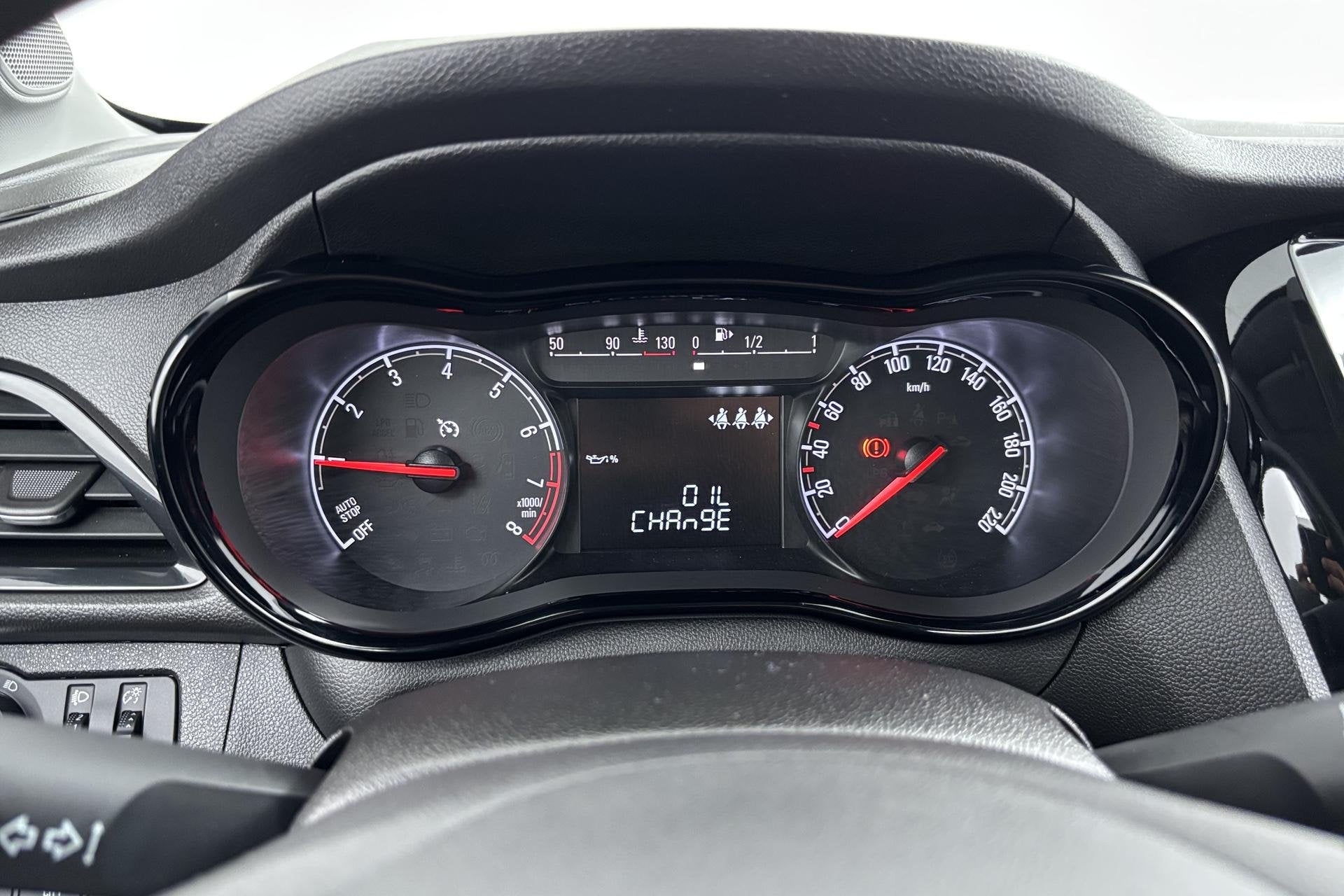 Opel KARL 1.0 Rocks Online Edition Speels en avontuurlijk in, Voorwielaandrijving, 839 kg, Stof, Gebruikt