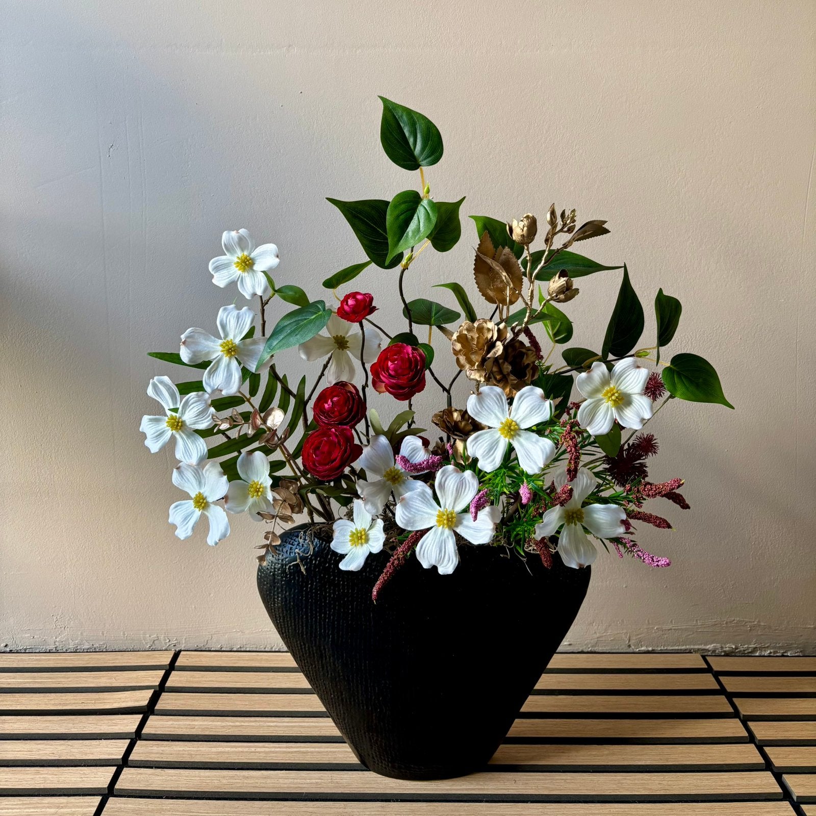 Zijden Boeket Midnight Blossom in Light & Living Mayori Vaas, Binnen, 55 cm, Www.discountfashioncorner.nl, Handgemaakt