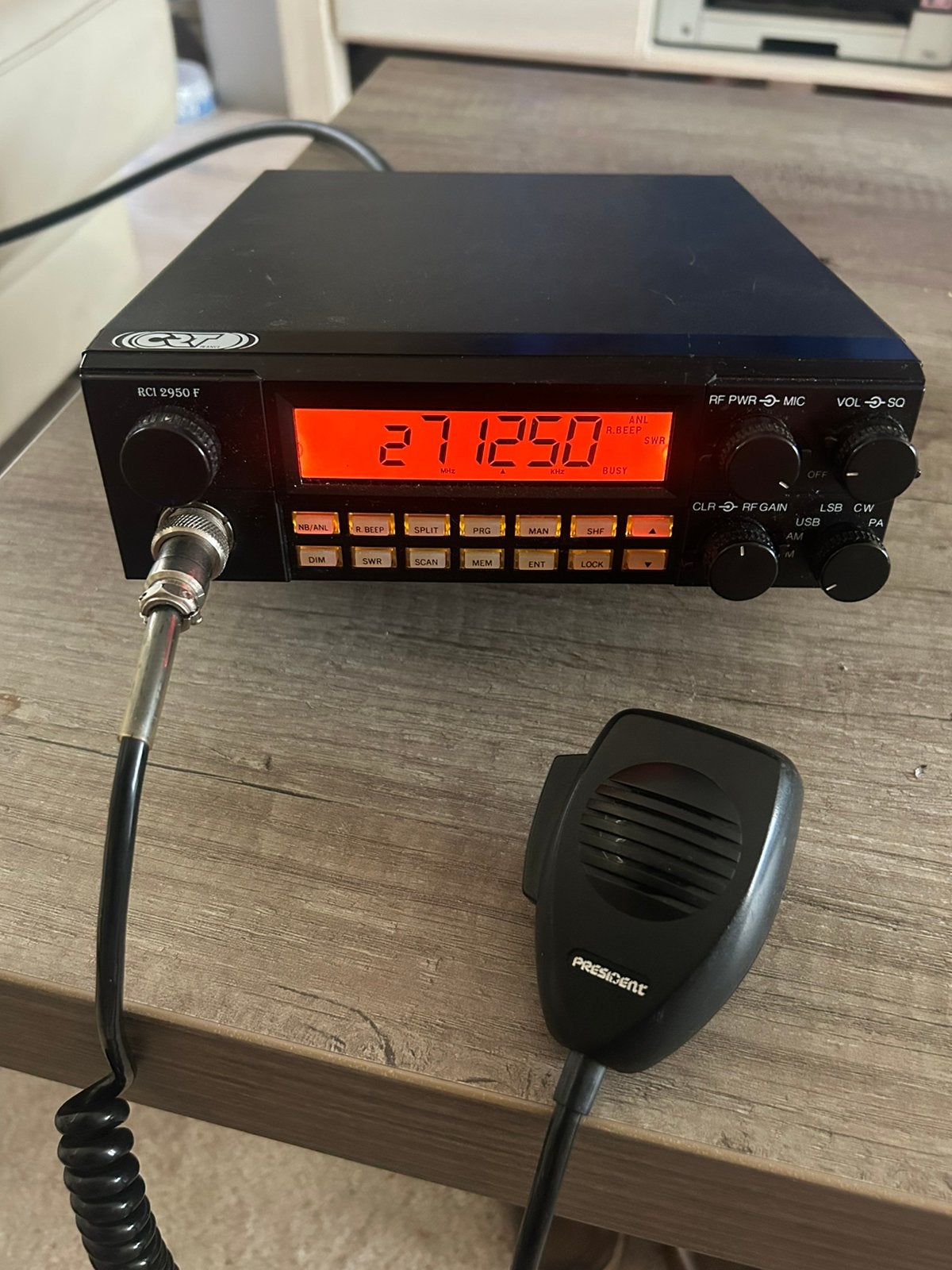 Rci 2950 met nieuwe antenne (Ruilen mogelijk ), Telecommunicatie, Zenders en Ontvangers, Ophalen of Verzenden, Zo goed als nieuw