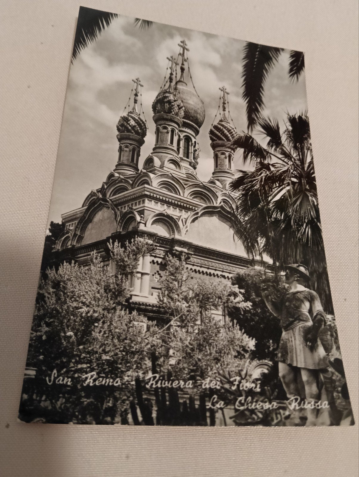 Oude ansichtkaart San Remo - La Chiesa Russa, Ophalen of Verzenden, 1940 tot 1960, Gelopen, Italië