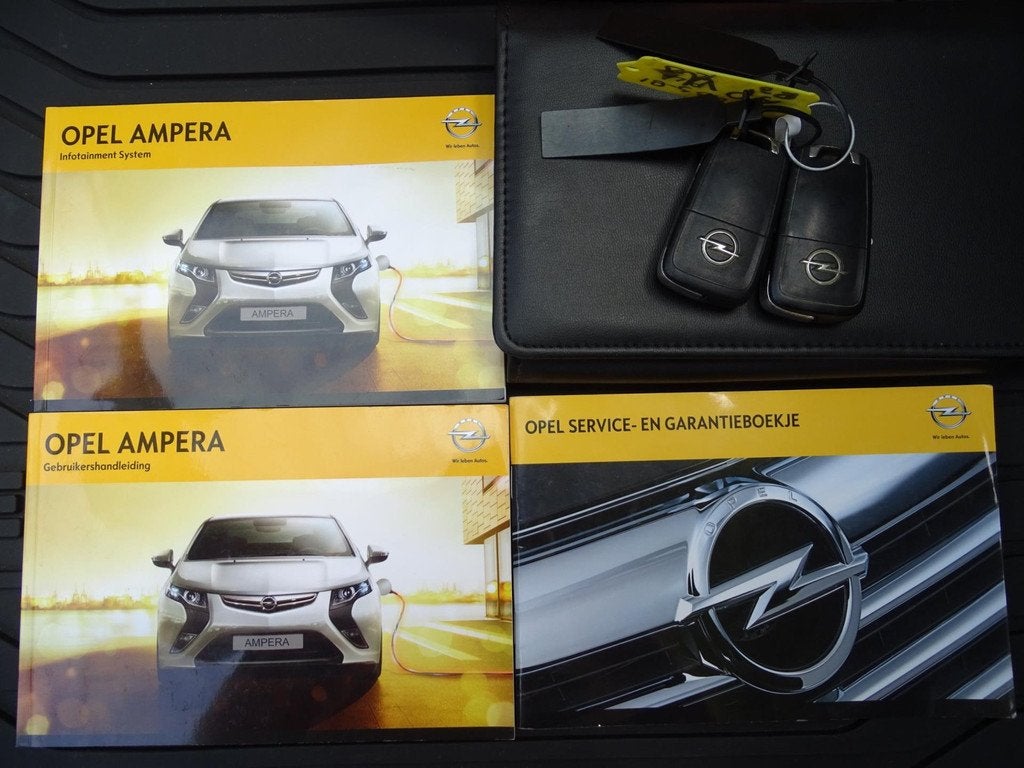 Opel Ampera 1.4 - AUTOMAAT - PARKEERCAMERA - STOELVERWARMING, Auto's, Euro 5, 86 pk, 4 cilinders, 16 kWh