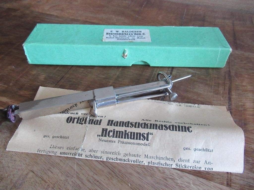Antieke Vintage Hand naaimachine Handgereedschap Stitcher, Ophalen of Verzenden