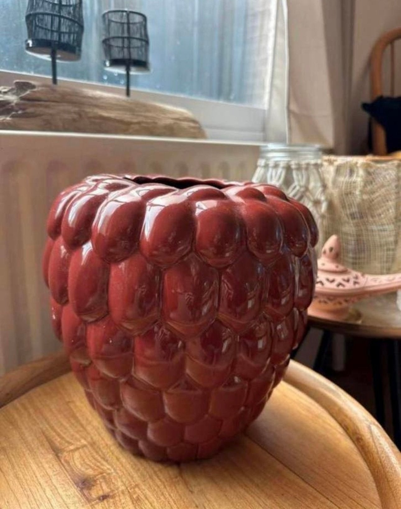 Rode vaas in vorm van fruit - keramiek - 25xØ25 cm, Huis en Inrichting, Woonaccessoires | Vazen, Ophalen