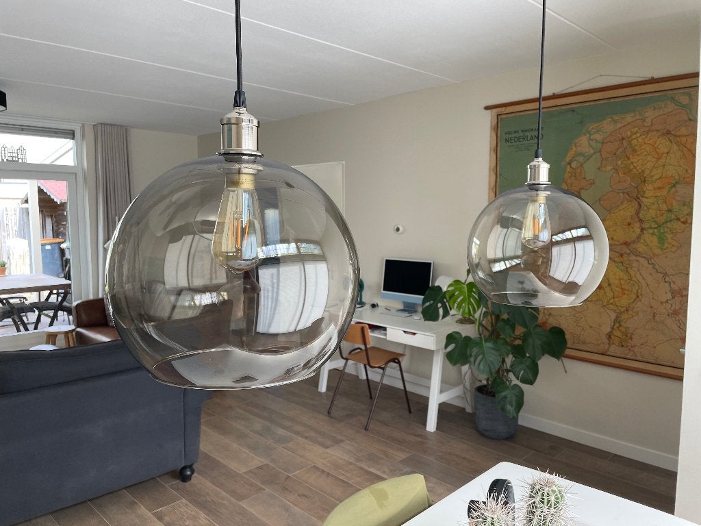 2 hanglampen (Jakobsbyn) voor boven eettafel, Huis en Inrichting, Ophalen, Zo goed als nieuw, Glas, 75 cm of meer