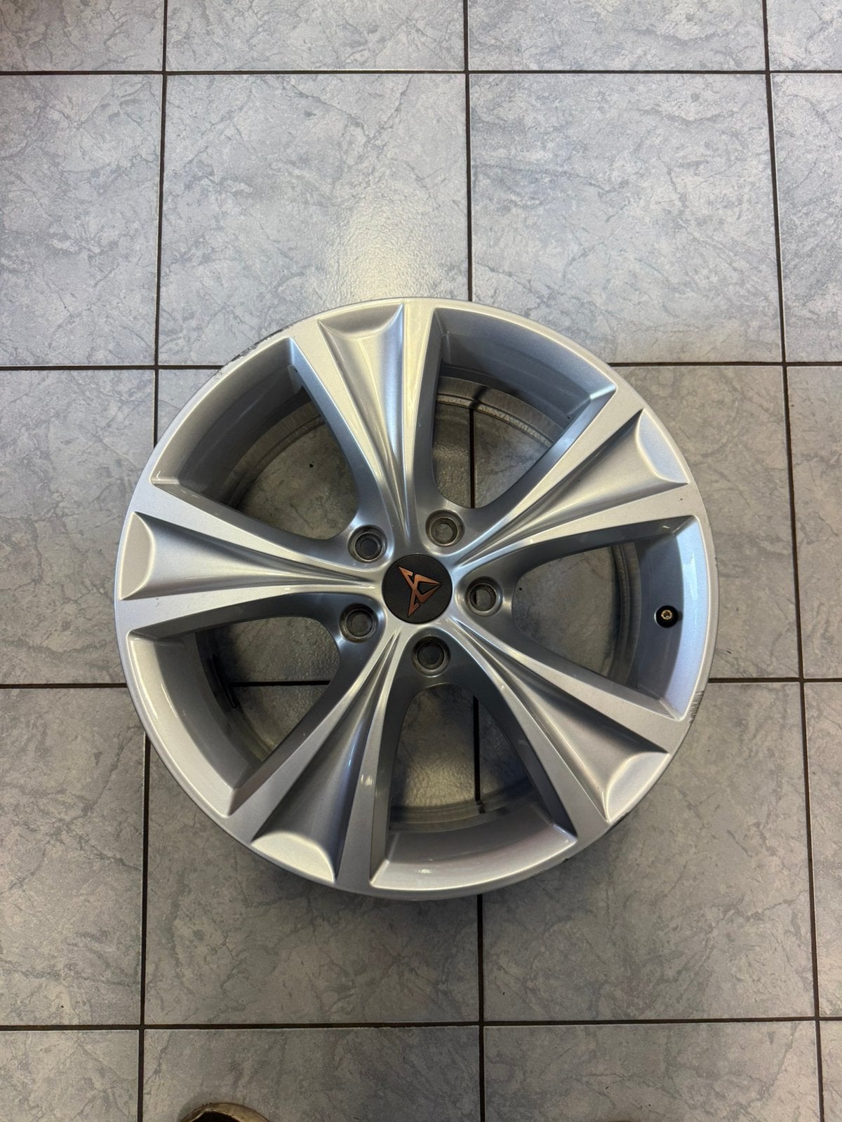 Originele Cupra Seat Leon 17 inch Velg, Auto diversen, Wieldoppen, Ophalen of Verzenden, Gebruikt