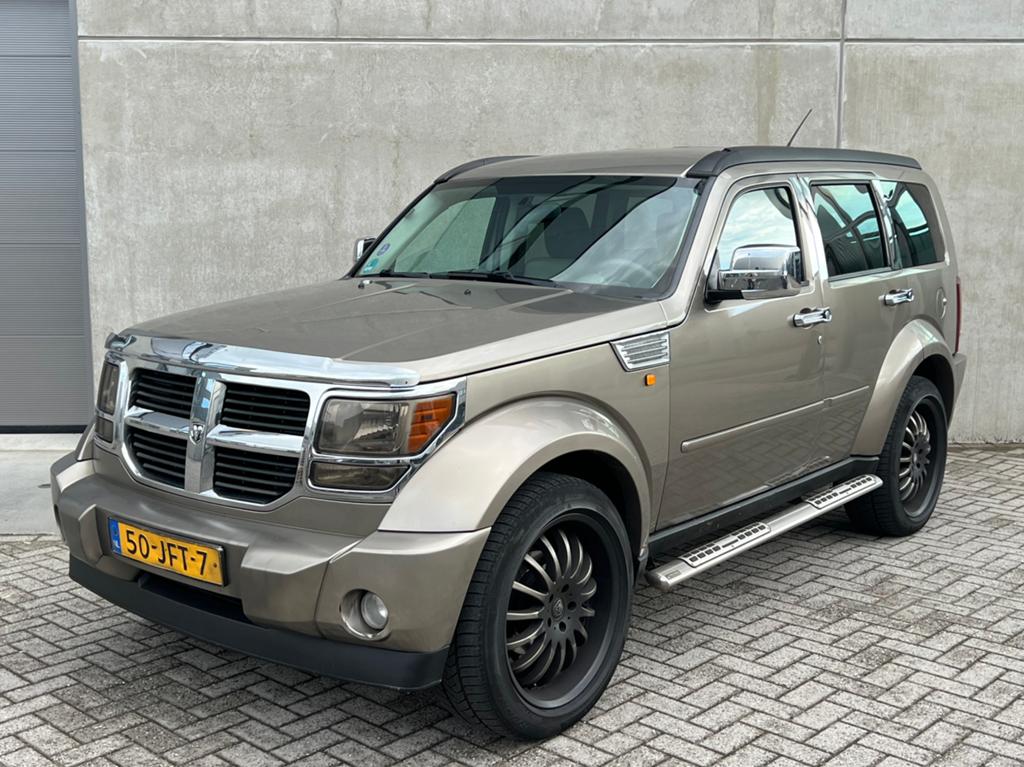 Mooie Dodge Nitro SUV 4X4 3.7 V6 LPG GAS G3 205PK/APK/NAP!, Auto's, Automaat, 450 kg, 213 pk, Beige