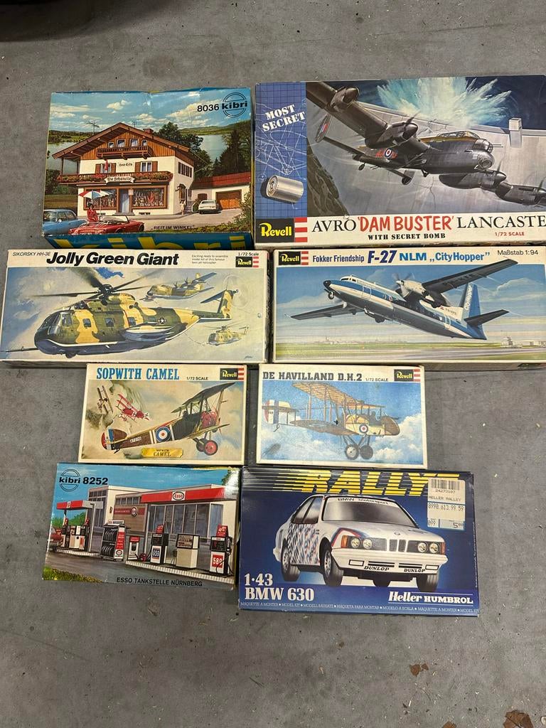 Modelbouw pakketten: Vliegtuigen, auto's en gebouwen, Hobby en Vrije tijd, Modelbouw | Vliegtuigen en Helikopters, Ophalen of Verzenden