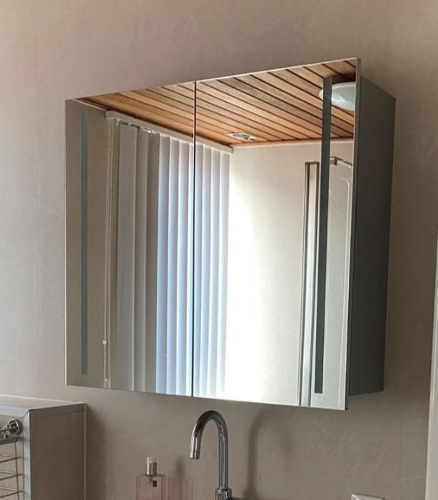 Luxe Dansani spiegelkast met verlichting, Ophalen, Spiegelkast, 50 tot 100 cm, Zo goed als nieuw