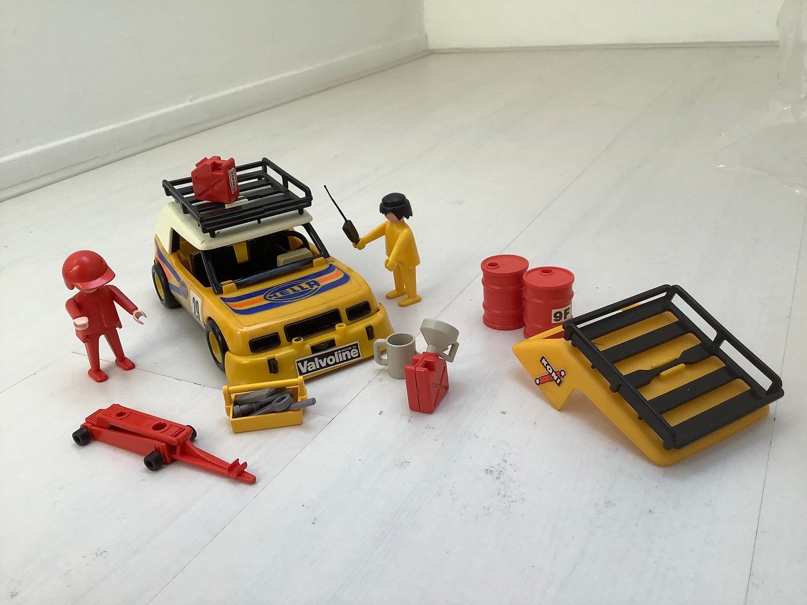 Vintage playmobil rallyauto, Ophalen of Verzenden, Zo goed als nieuw