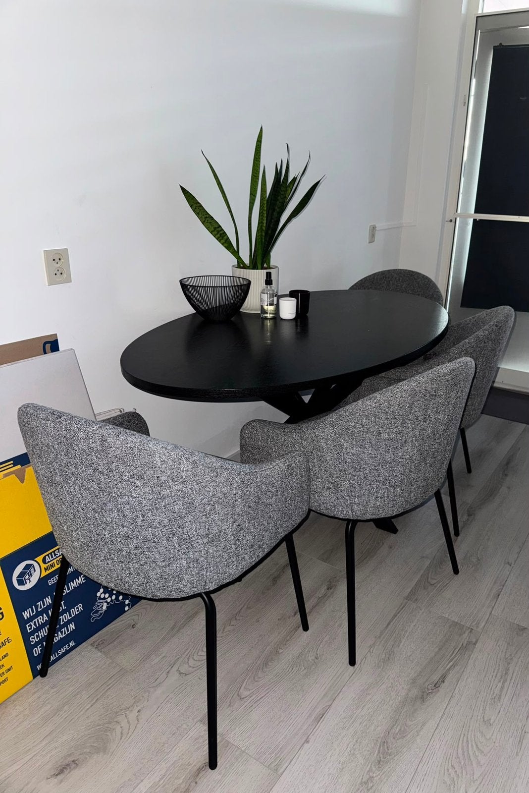 Eettafel met stoelen, Huis en Inrichting, Tafels | Eettafels, Ophalen, 50 tot 100 cm, Zo goed als nieuw, 150 tot 200 cm