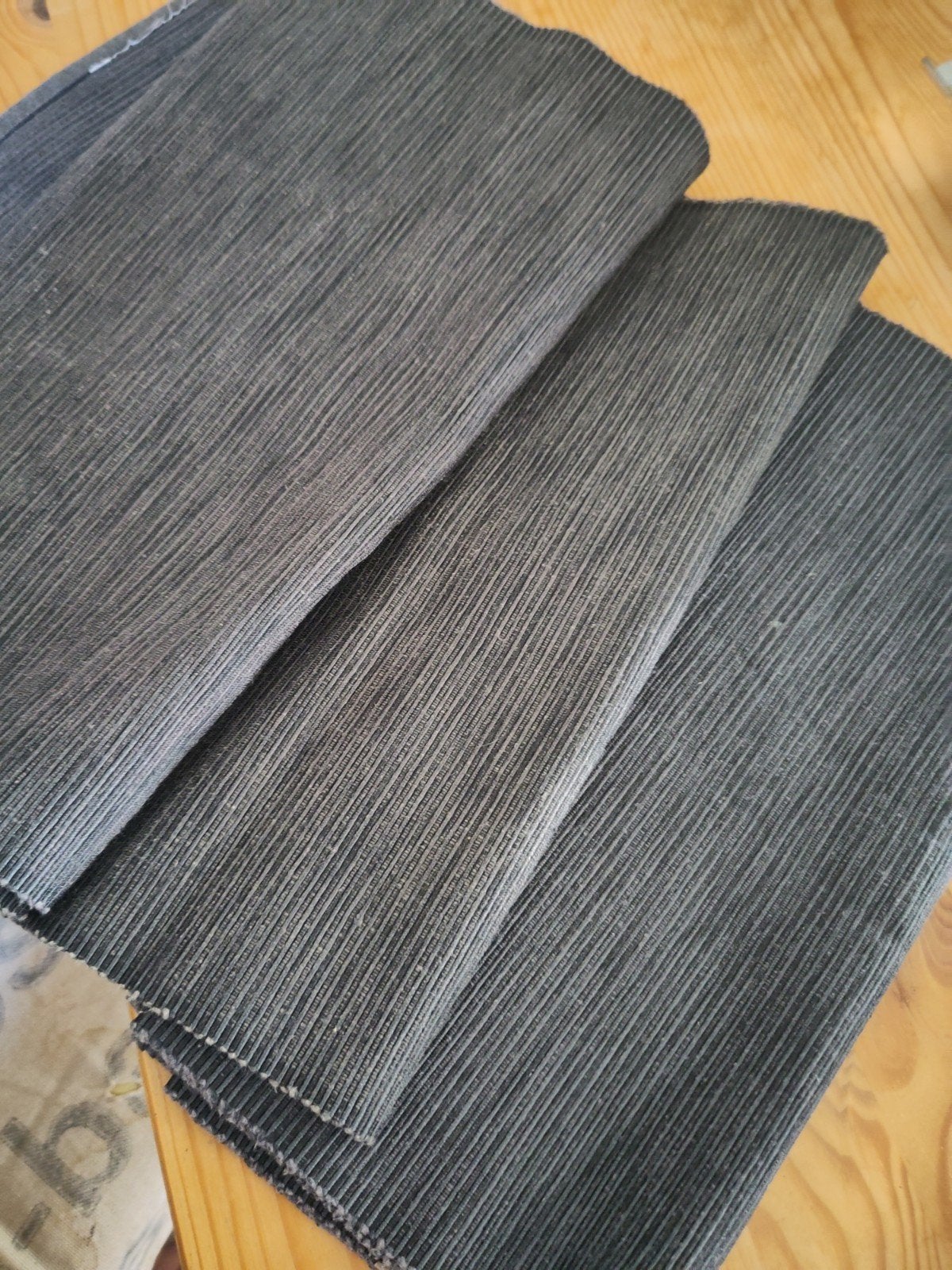 Set van 3 donkergrijze tafellopers, 150 cm lang, Huis en Inrichting, Ophalen, Zo goed als nieuw, Katoen, Tafelloper