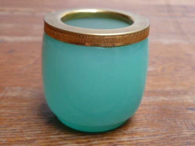Vintage opaline bakje met vergulde rand Murano