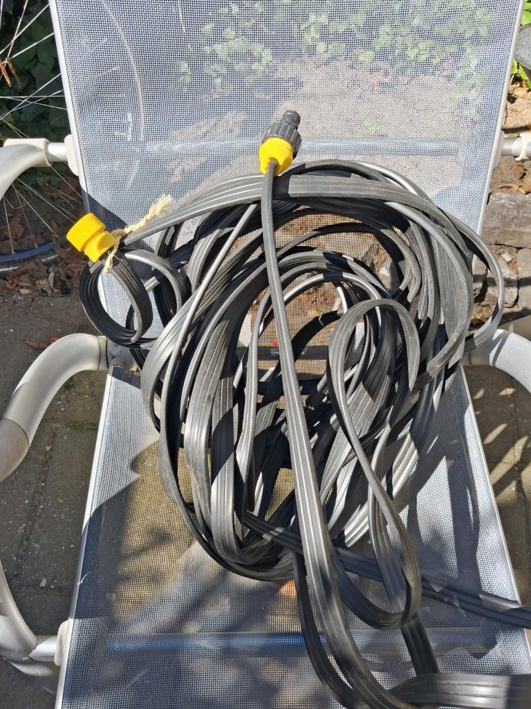 Water slang vd tuin, Ophalen, Zo goed als nieuw