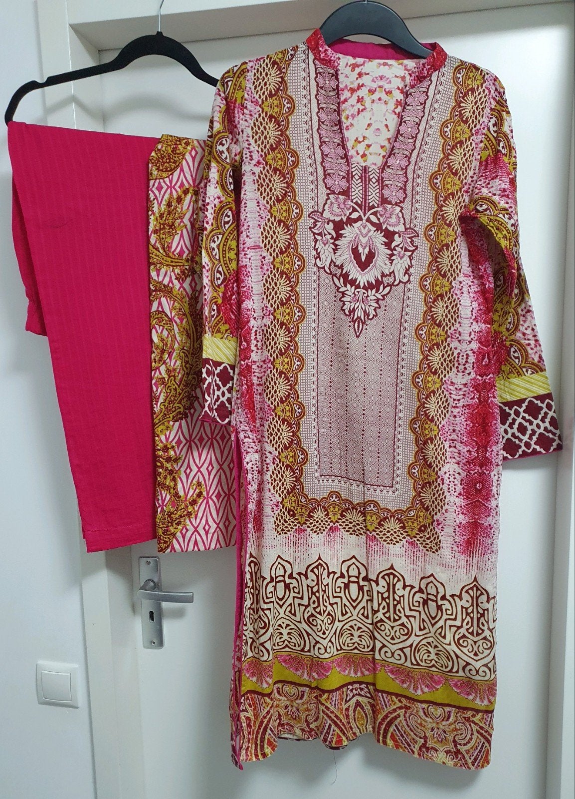 Prachtige Indiase/Pakistaanse Kurta met broek sjaal 3-delige, Ophalen of Verzenden, Roze, Maat 36 (S), Onbekend