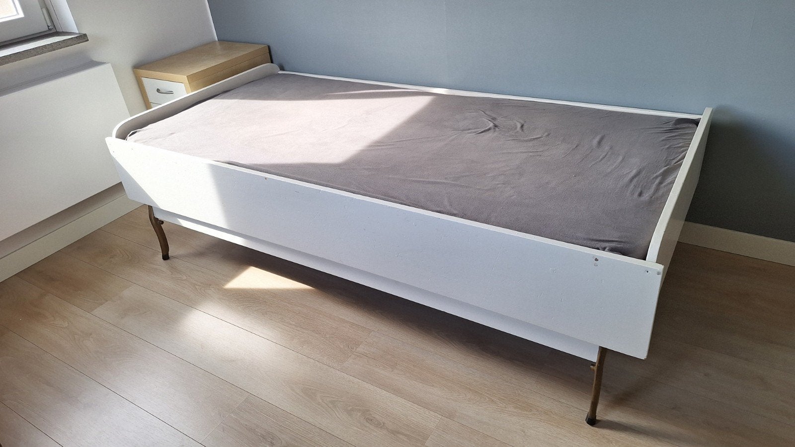 Eenpersoonsbed wit met matras - 190x90 cm, Ophalen, Gebruikt, 90 cm, Eenpersoons