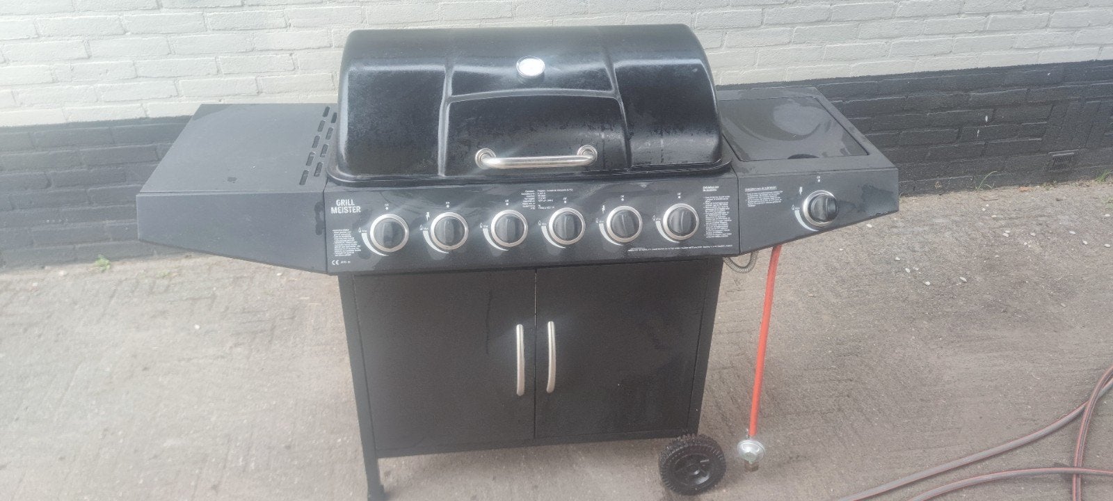 Grillmeister gasbarbecue met 6 branders en zijbrander, Ophalen, Gebruikt, Grillmeister