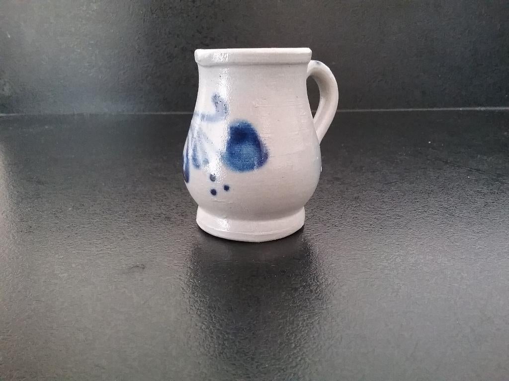 Te koop: nostalgisch klein Keuls vaasje, Ophalen, Zo goed als nieuw, Overige kleuren