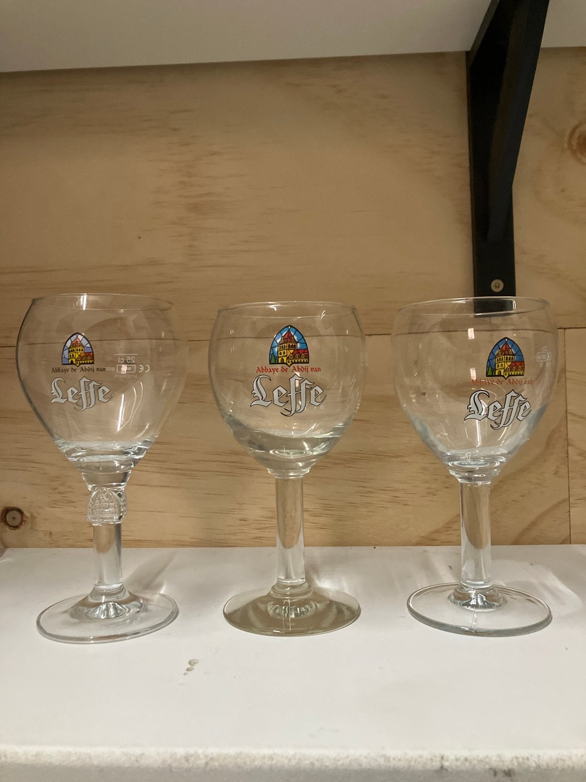 Set van 3 Leffe bierglazen, Huis en Inrichting, Keuken | Keukenbenodigdheden, Zo goed als nieuw, Overige typen, Overige merken