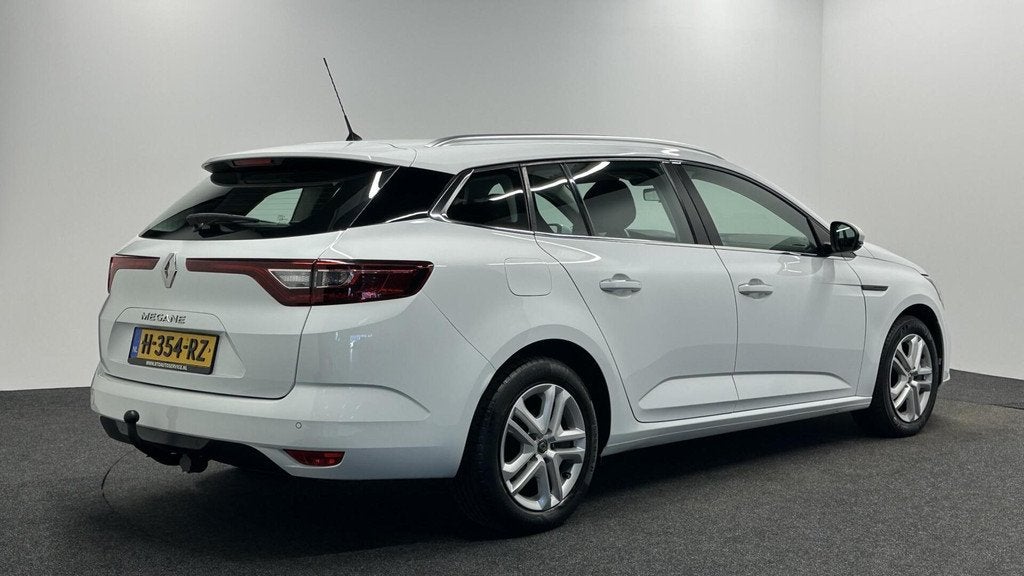 Renault Megane Estate 1.3 TCe Zen TREKHAAK CARPLAY NAVI CRUI, Auto's, Voorwielaandrijving, Stof, Gebruikt, 4 cilinders