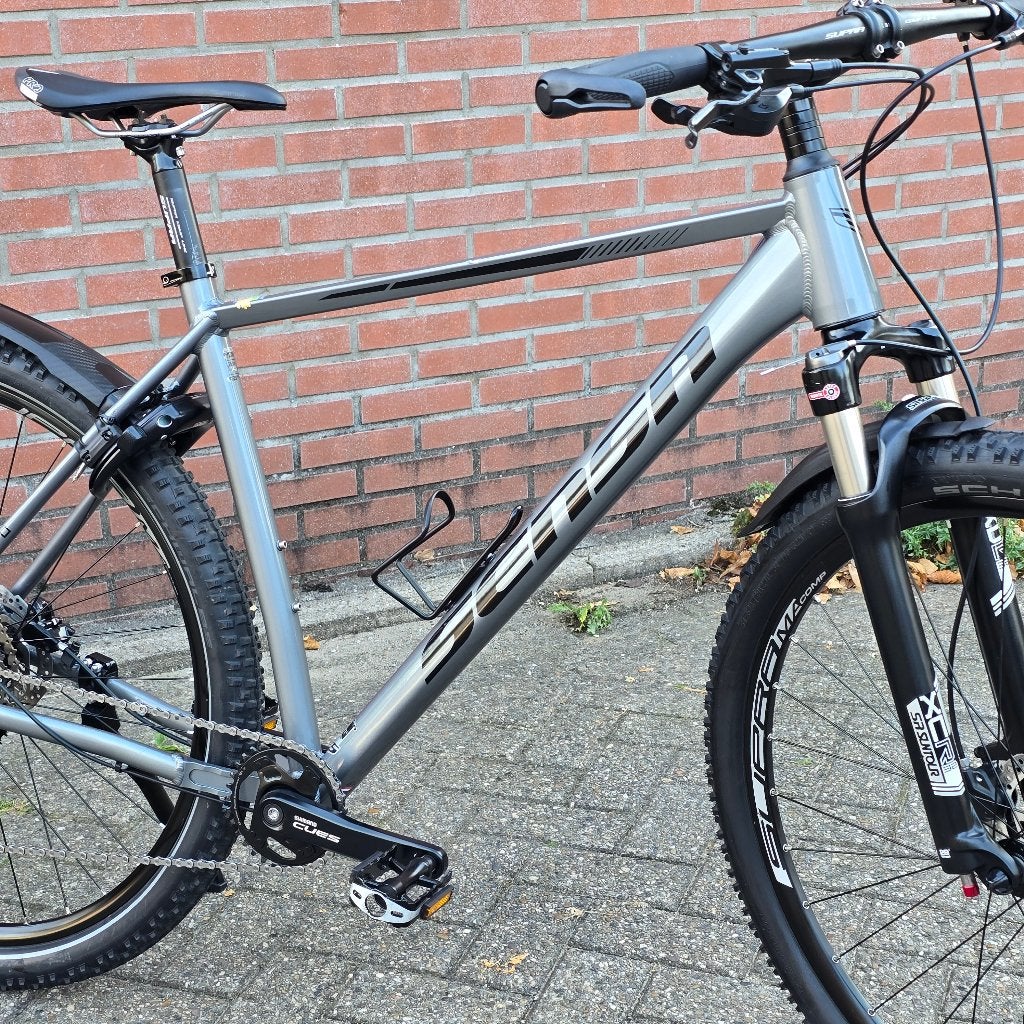 Foto 9 van Sensa Livigno Evo 11 speed.Goed onderhouden, zelden gebruikt