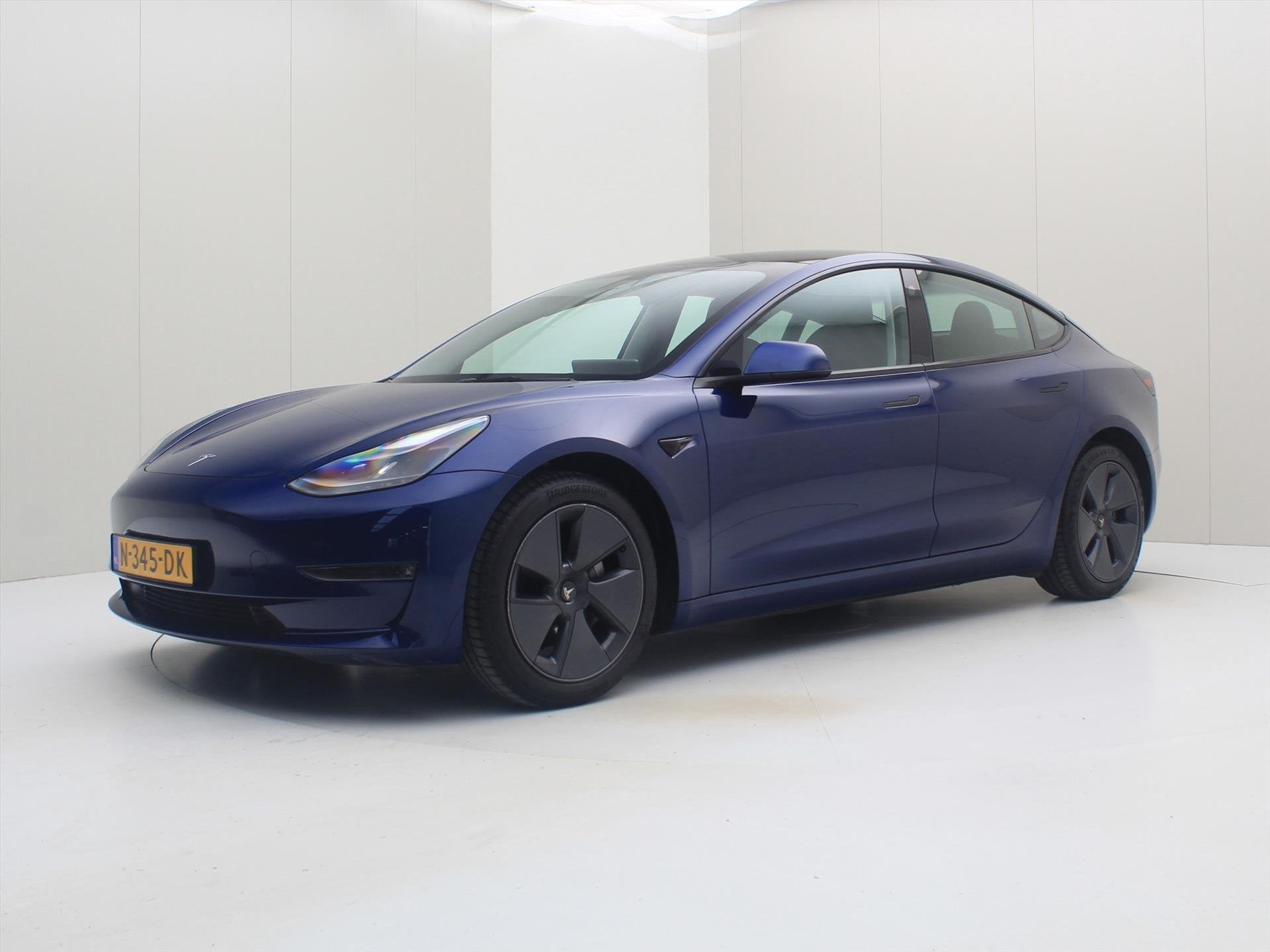 Tesla Model 3 Long-Range AWD 351pk 75 kWh FACELIFT 92,9% SoH, Auto's, Automaat, Gebruikt, Zwart, Blauw