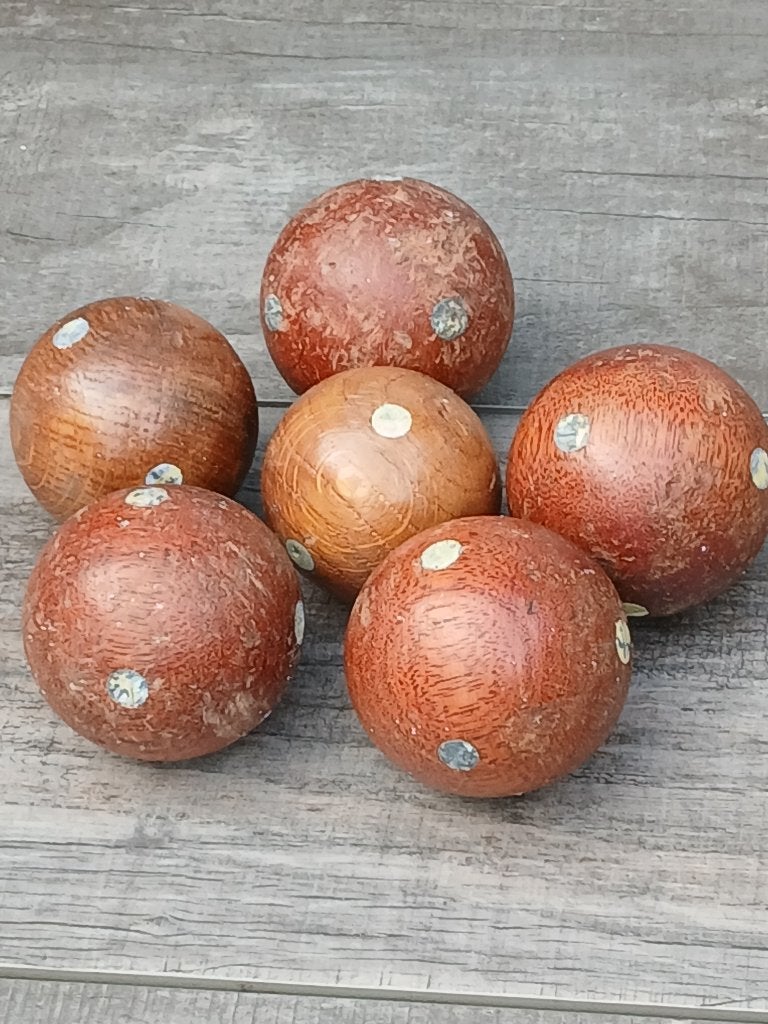 Circa 1900–1930.  laburnum wood bowls 6 stuks., Ophalen of Verzenden