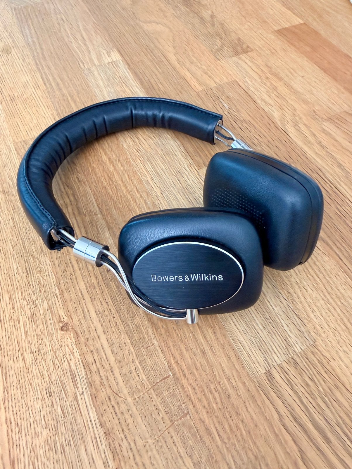 Bowers & Wilkins P5 Wireless — zeer goede staat, compleet