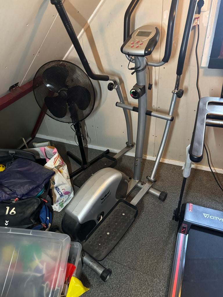 Buffalo ELM988 Crosstrainer / Hometrainer - Crossfit, Ophalen, Armen, Zo goed als nieuw, Crosstrainer