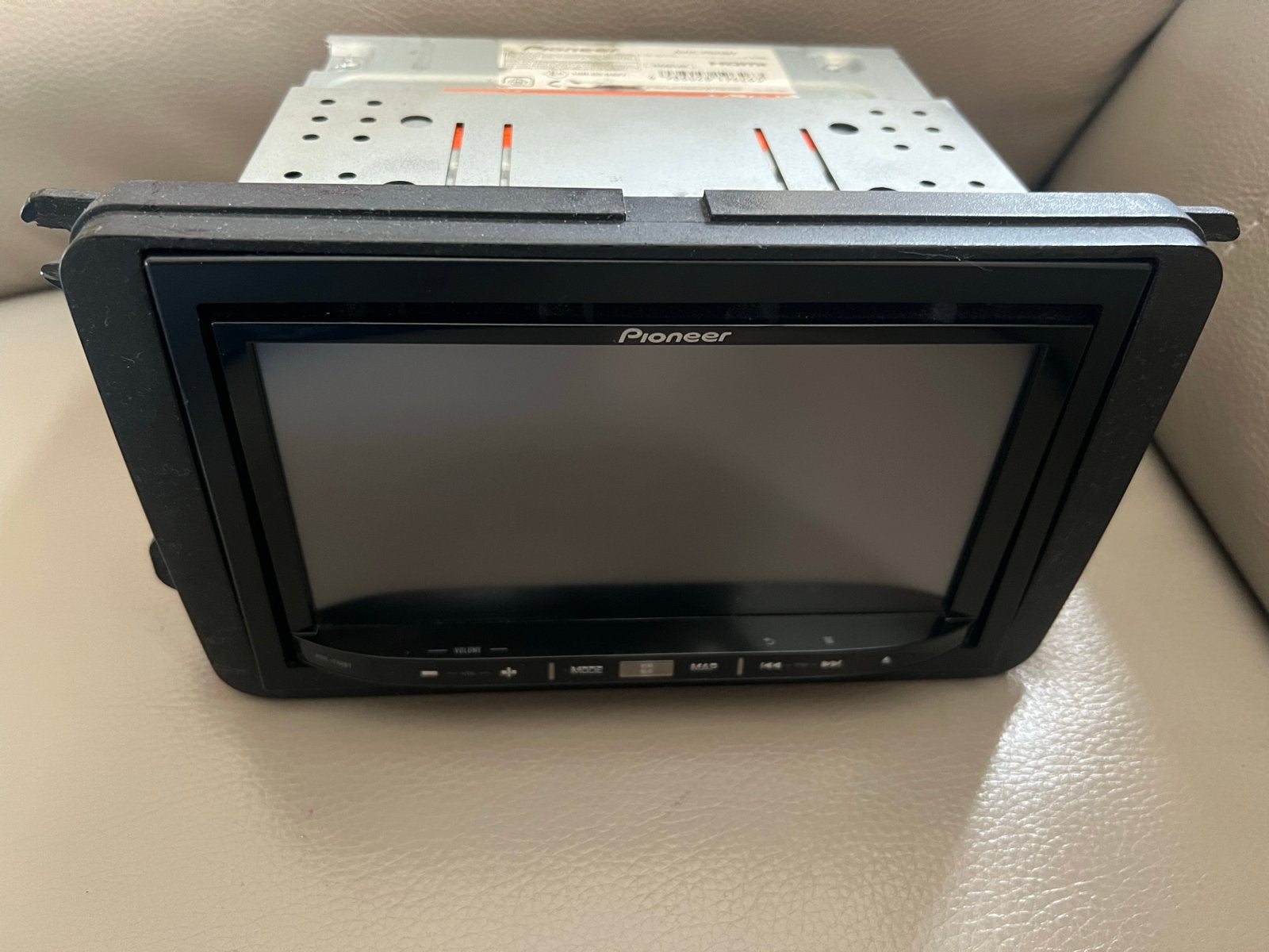 Pioneer AVIC-F50BT Multimedia Navigatie & achteruitrijcamera, Ophalen of Verzenden, Zo goed als nieuw