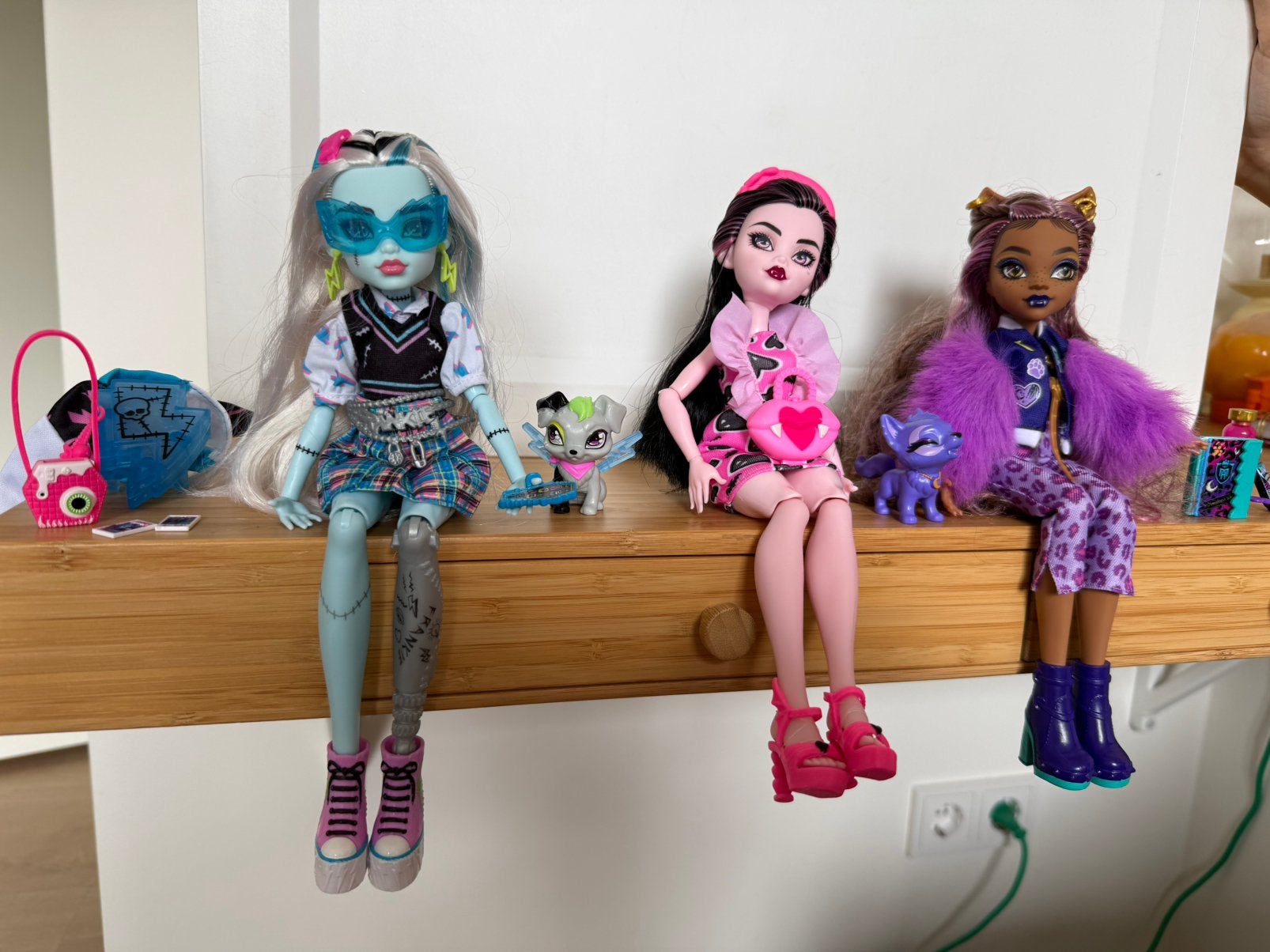 3 monster high poppen, Ophalen of Verzenden, Zo goed als nieuw, Overige typen