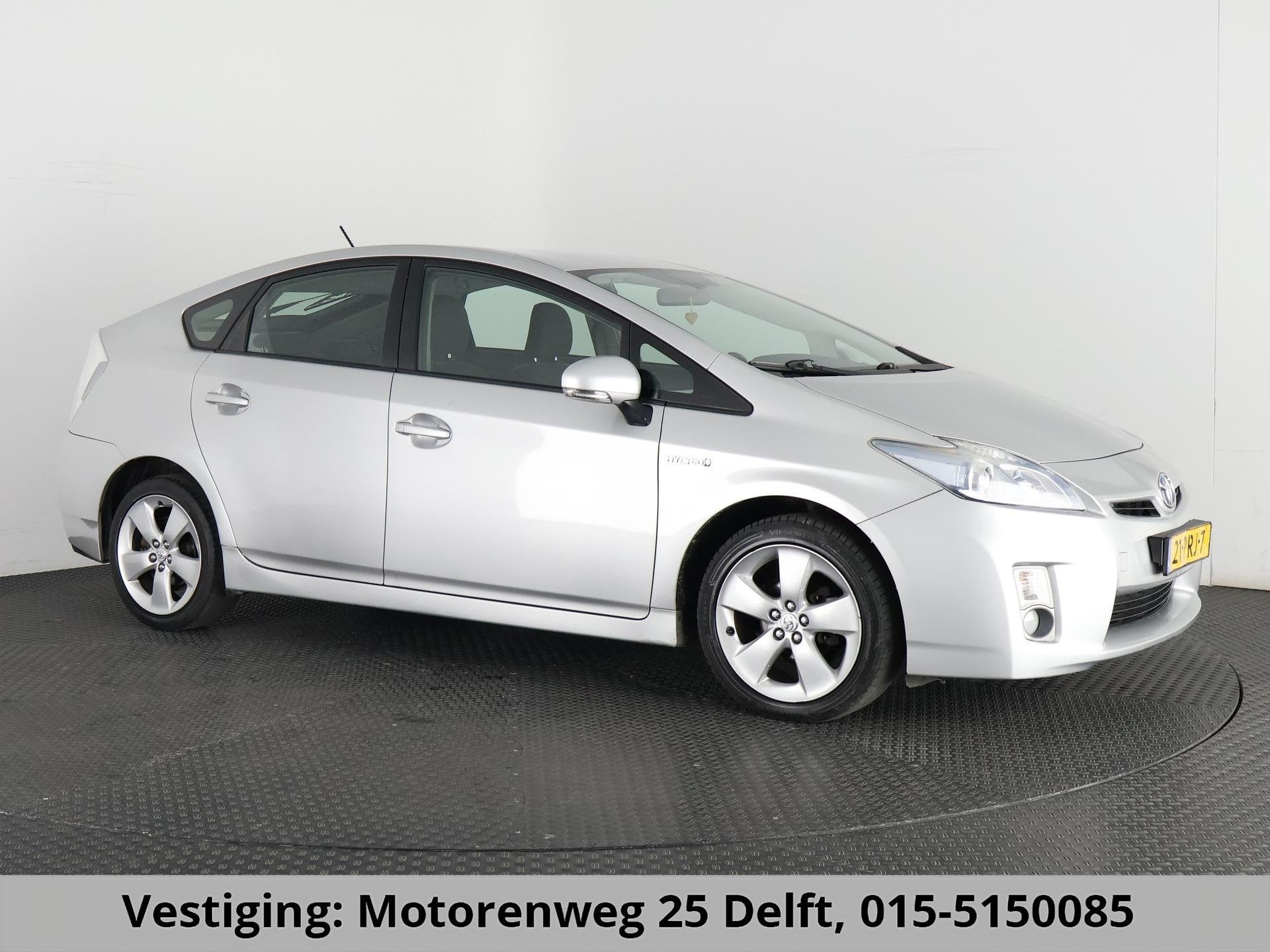 Toyota Prius 1.8 HYBRIDE AUTOMAAT ASPIRATION 100% DEALERAUTO, Auto's, Gebruikt, 4 cilinders, Bedrijf, Parkeersensor