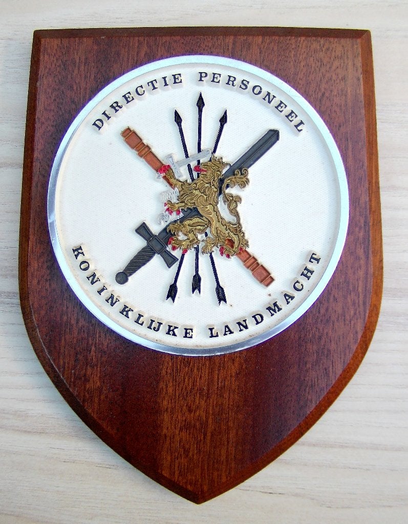 Wapenschild Directie Personeel Koninklijke Landmacht DPKL, Ophalen of Verzenden, Landmacht, Nederland, Embleem of Badge