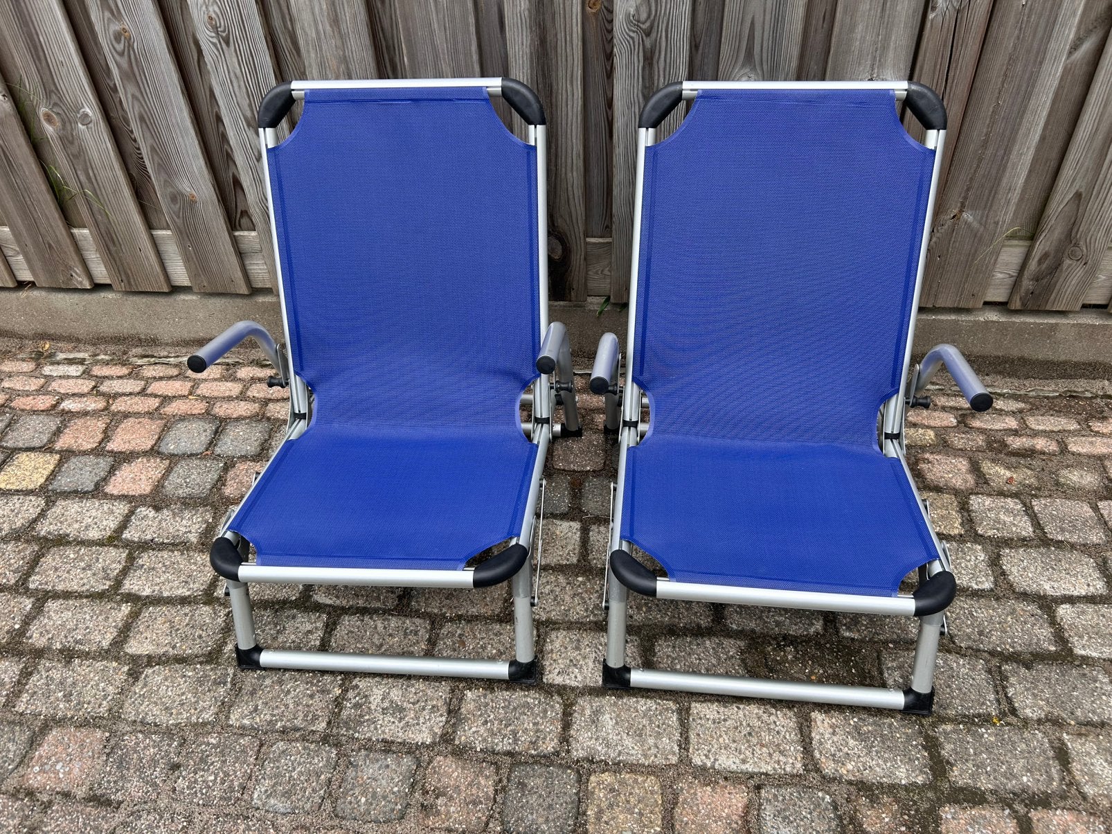 2 lichtgewicht strand stoelen, Caravans en Kamperen, Ophalen, Zo goed als nieuw, Campingstoel