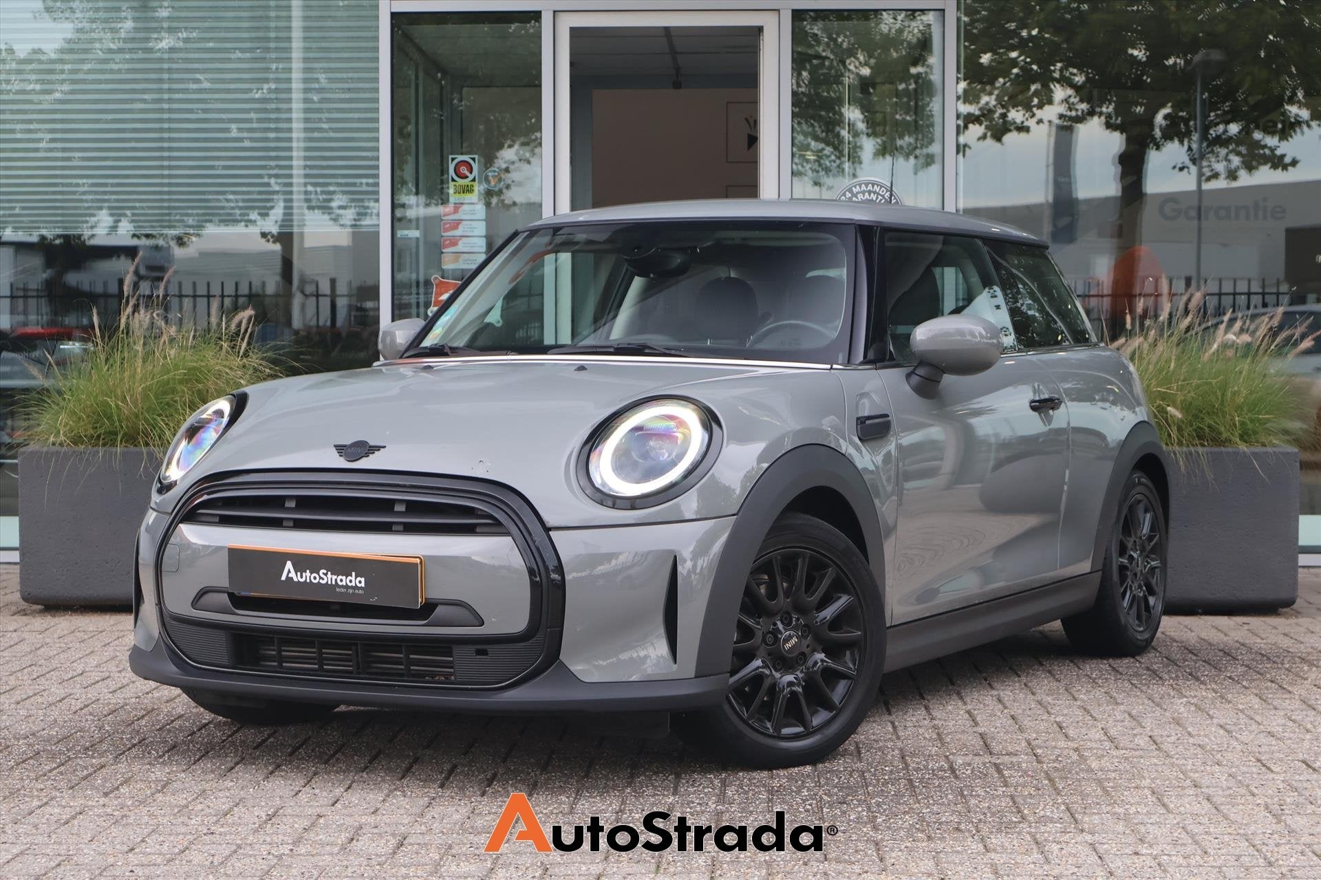 Mini Mini 3-Deurs (f56) 1.5 One Business Edition 102pk | LED, Keurmerk '100% Onderhouden', Dealer onderhouden, Gebruikt, Met garantie (alle)