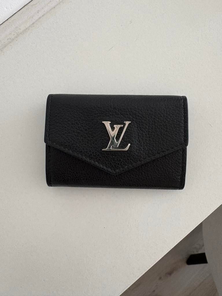 Louis Vuitton portemonnee zwart, Sieraden, Tassen en Uiterlijk, Portemonnees, Overige merken, Gebruikt, -, Zwart