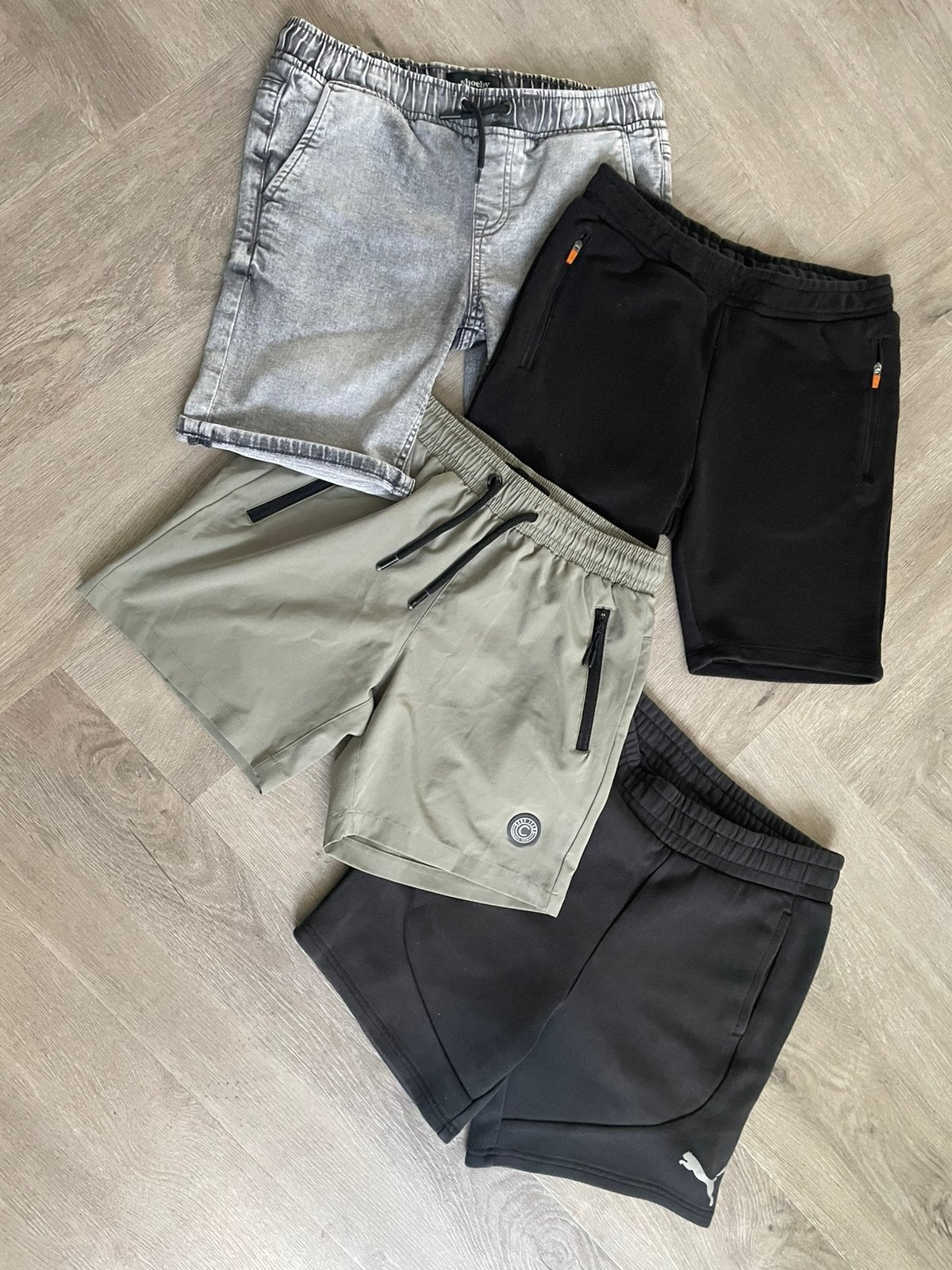 4 korte broeken maat 152, Ophalen, Gebruikt, Jongen, Broek