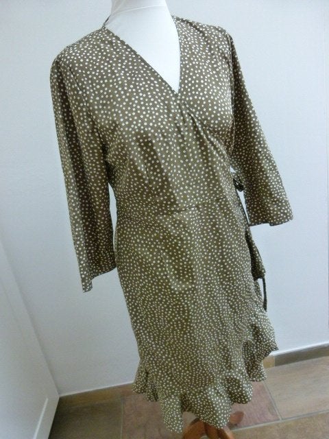 Vero Moda maat L 42 44 overslag jurk polkadot, Maat 42/44 (L), Ophalen of Verzenden, Zo goed als nieuw, Boven de knie