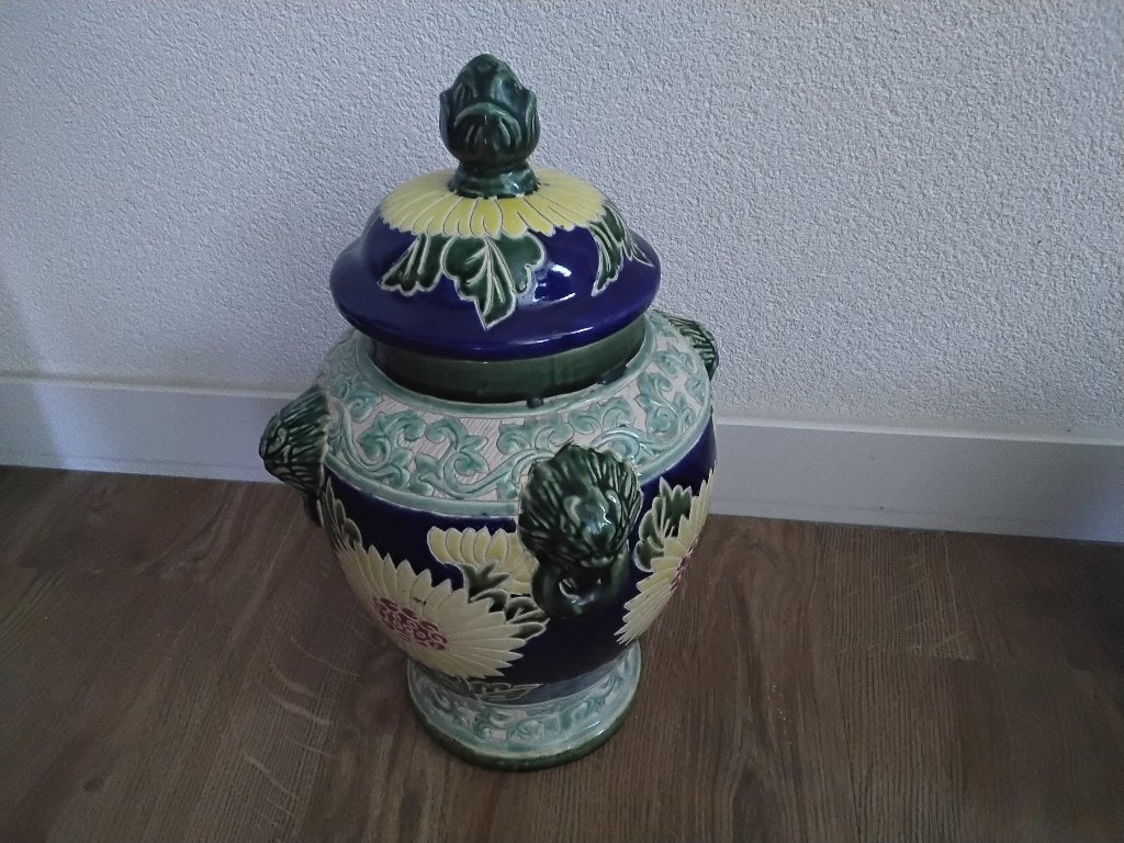 Pot met deksel, Ophalen