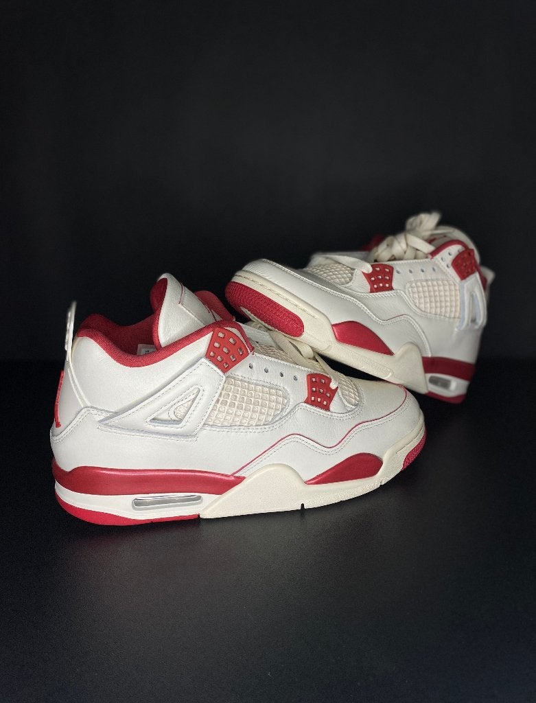 AIR JORDAN 4 RETRO VALENTINES DAY SIERRA RED - maat 42.5, Nike Air Jordan, Nieuw, Ophalen of Verzenden, Sneakers of Gympen