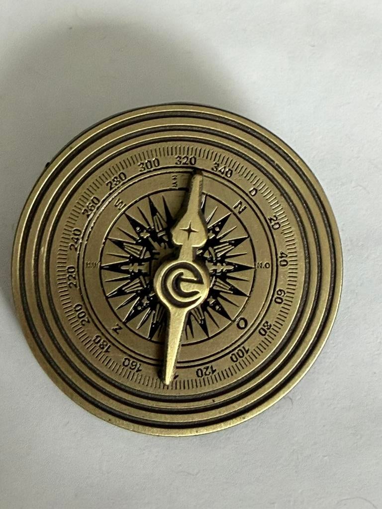 Efteling personeelspin Zonnewijzer, Verzamelen, Ophalen of Verzenden, Nieuw, Button of Speldje